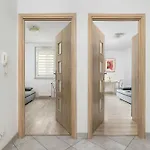 公寓 Functional With 2 Bedrooms And Balcony By Renters 克拉科夫